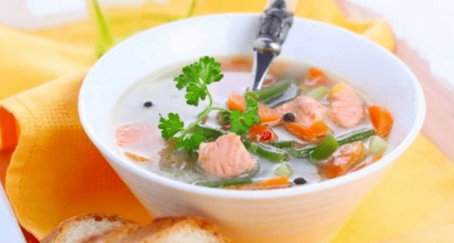 حساء السمك على حمية البروتين